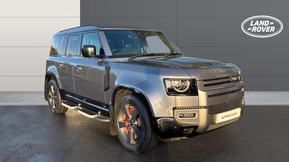 Land Rover Defender 3.0 D300 X-Dynamic HSE 110 5dr Auto Diesel Estate